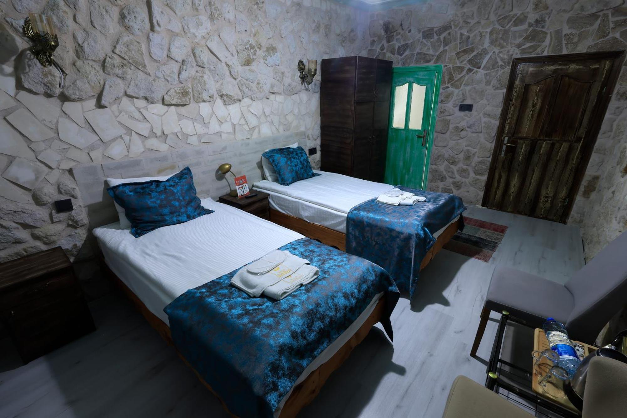 אוצ'יסר Kemal Stone House Hotel. מראה חיצוני תמונה